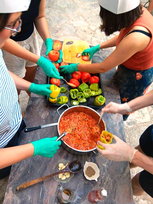 This September, we invite you to escape to the mountains of Greece for a unique Art & Yoga Retreat — a space where body, mind, and creativity come together.